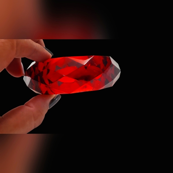 Vtg. Red Cherry Lucite Bangle - Picture 4 of 4